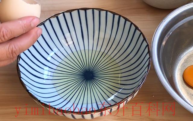 奶油可以做什么甜品超简单（33度高温，在家自制奶油冰淇淋，丝滑细腻，入口即化，做法很简单）